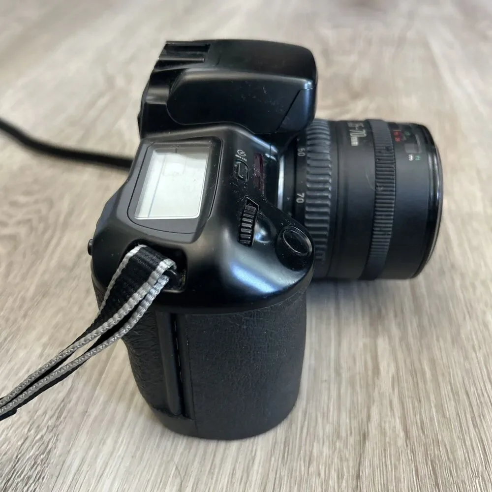 Canon EOS 10S SLR Film Camera w/ Zoom Lens EF 35-70mm 3.5-4.5 UNTESTED